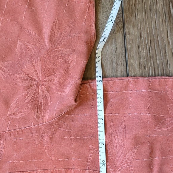 Tommy Bahama 100% Silk Hawaiian Short Sleeve Shirt - Salmon Tropical Floral - L - Picture 8 of 10